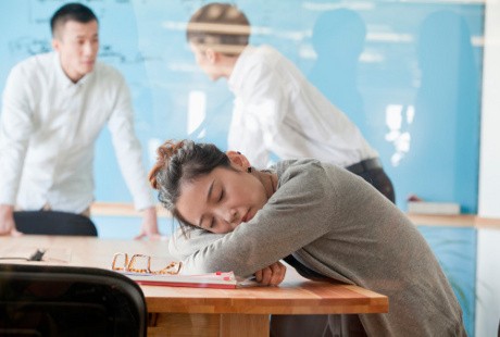 Lelah Terus-menerus Sepanjang Hari? Bisa Jadi karena Kurang Minum