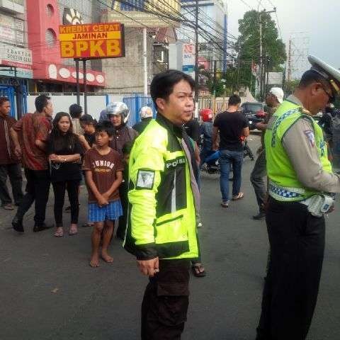Pakai Atribut Polisi, Rocky Si Pemoge Bakal Ditindak Tegas
