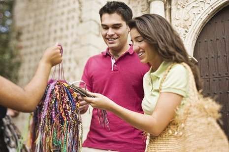 Naksir Teman Seperjalanan? Ini 5 Langkah untuk PDKT