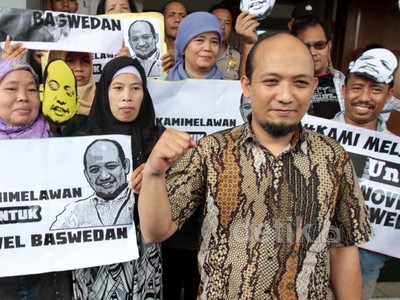 Pendukung Novel Hadir di PN Selatan