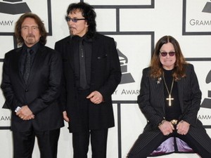 Black Sabbath Rilis Piringan Hitam 8 Album Pertama