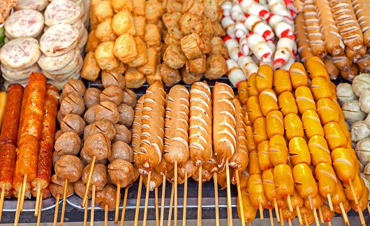 Agar Tetap Sehat Saat Berwisata, Pilih Makanan Dengan Cara Ini (1)