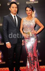 Gaun Bling Bling Seksi Farah Quinn