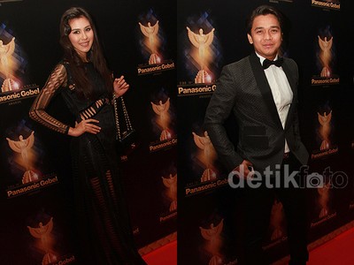 Syahnaz Bergaun Bolong-Bolong, Billy Syahputra Gagah Bertuxedo