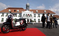 AHM menargetkan penjualan skutik retro ini menyentuh angka 35.000 unit per tahun.