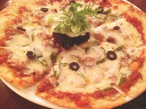Eatalia: Uniknya Spaghetti Lada Hitam dan Pizza Sambal Matah dengan Rasa Indonesia
