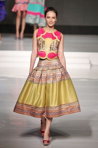 Yongki Budisutisna Kain Negeri Jakarta Fashion & Food Festival 2015 at Ballroom Harris Hotel. Kelapa Gading. Jakarta. [Foto: Mohammad Abduh/Wolipop]