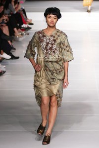 Carmanita Kain Negeri Jakarta Fashion & Food Festival 2015 at Ballroom Harris Hotel. Kelapa Gading. Jakarta. [Foto: Mohammad Abduh/Wolipop]