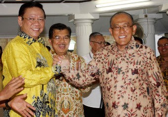 Ini Poin Islah Golkar yang Disepakati Ical dan Agung