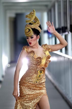 Hiara Cleopatra Garap Dua Video Klip Sekaligus