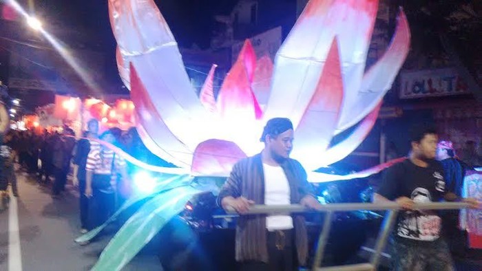 Antusiasnya Warga Blitar Ikut Karnaval Kirab Pusaka Peringatan Pancasila