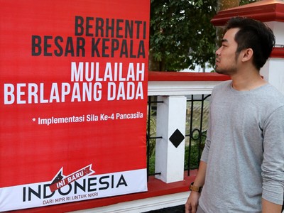 Spanduk Ini Baru Indonesia Bertebaran di Blitar