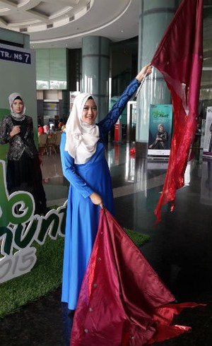 Color Guard Marching Band Pamer Kemampuan di Audisi Sunsilk Hijab Hunt