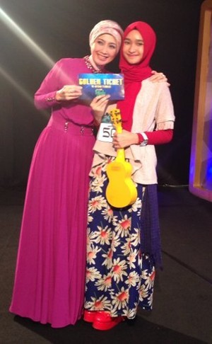 Foto: Aksi 5 Hijabers Saat Bertemu Dian Pelangi dan Desy Ratnasari
