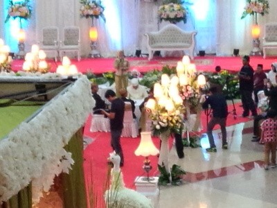 Iwa K Menikah Kedua Kali Hari Ini, Warna Putih Mendominasi