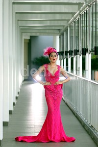 Karier Hiara di bidang hiburan Tanah Air makin hist saja setelah disebut Syahrini KW. Pool/Akew.