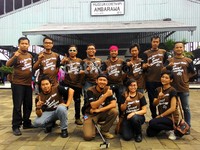 Para Smart Rider foto bersama di Stasiun Ambarawa.
