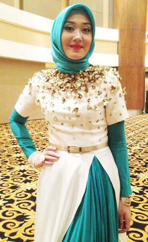 Dian Pelangi Pakai Karya Norma Hauri Lagi untuk Audisi Sunsilk Hijab Hunt