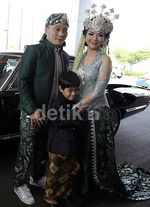 Foto-foto Pernikahan Iwa K dan Wikan