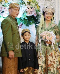 Mereka terlihat sangat bahagia. Pool/Palevi S/detikFoto.
