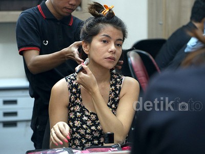 Begini Wajah Meisya Siregar Sebelum Dipoles Make-up