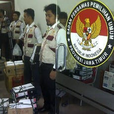 Penyidik Tipidkor Polda Jatim Amankan CPU dan Berkas dari Kantor Bawaslu