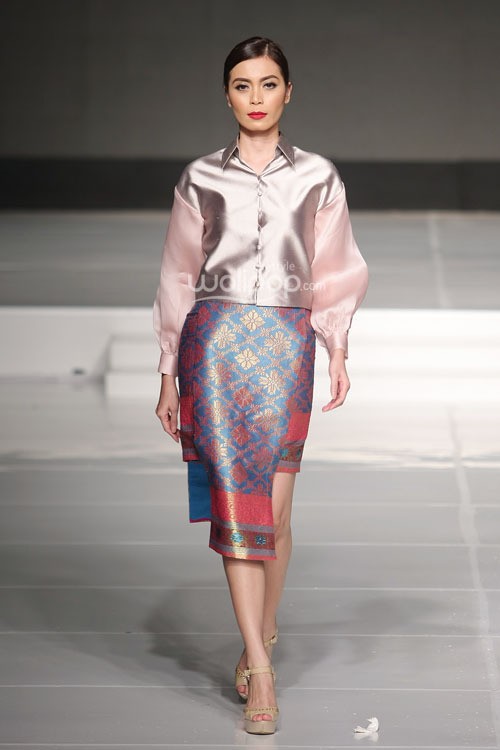 Yogie Pratama Kain Negeri Jakarta Fashion & Food Festival 2015 at Ballroom Harris Hotel. Kelapa Gading. Jakarta. [Foto: Mohammad Abduh/Wolipop]