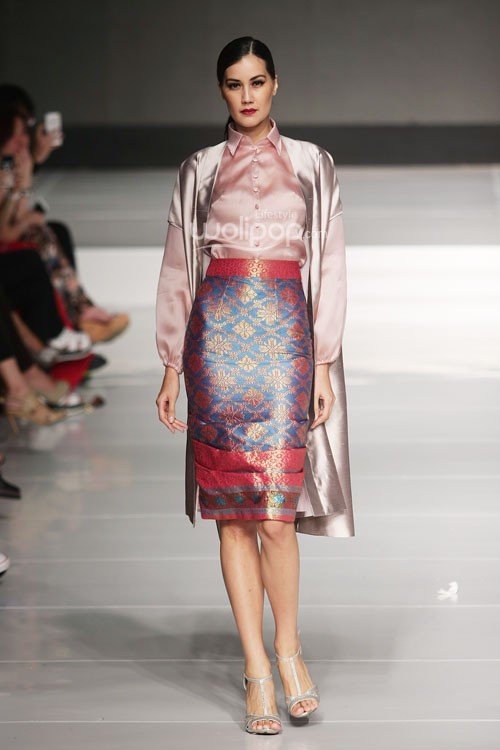 Yogie Pratama Kain Negeri Jakarta Fashion & Food Festival 2015 at Ballroom Harris Hotel. Kelapa Gading. Jakarta. [Foto: Mohammad Abduh/Wolipop]