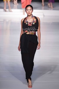 Oscar Lawalata My Name is Asia. Jakarta Fashion & Food Festival 2015 at Ballroom Harris Hotel. Kelapa Gading. Jakarta. [Foto: Mohammad Abduh/Wolipop]