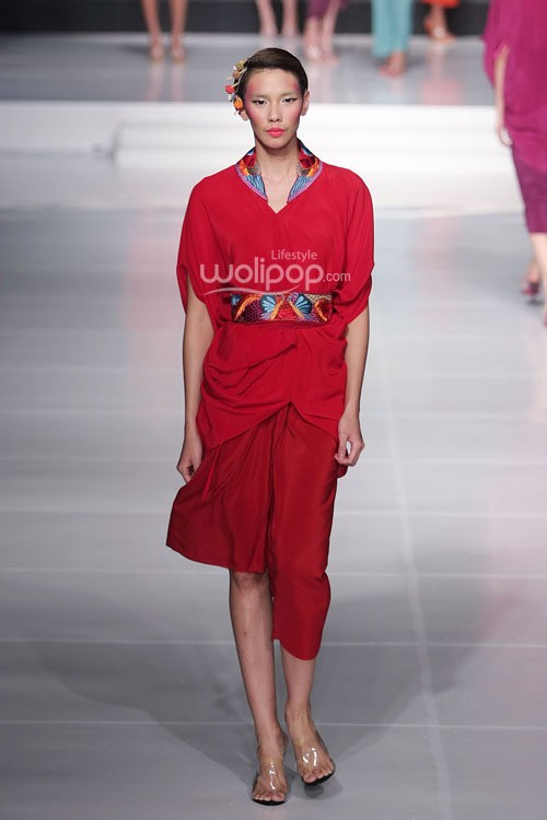 Oscar Lawalata My Name is Asia. Jakarta Fashion & Food Festival 2015 at Ballroom Harris Hotel. Kelapa Gading. Jakarta. [Foto: Mohammad Abduh/Wolipop]