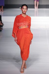 Oscar Lawalata My Name is Asia. Jakarta Fashion & Food Festival 2015 at Ballroom Harris Hotel. Kelapa Gading. Jakarta. [Foto: Mohammad Abduh/Wolipop]