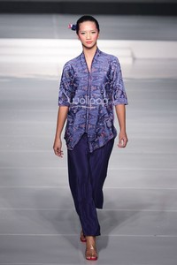 Oscar Lawalata My Name is Asia. Jakarta Fashion & Food Festival 2015 at Ballroom Harris Hotel. Kelapa Gading. Jakarta. [Foto: Mohammad Abduh/Wolipop]