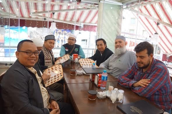 Hendak Kirim Bantuan, 10 WNI Dipaksa Turun dari Pesawat di Turki