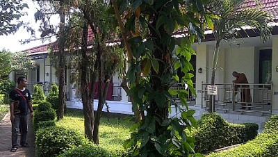 Mengintip Aktivitas Bikhu di Vihara Majapahit