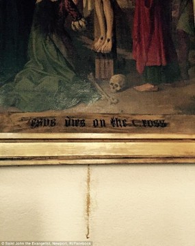 Noda Darah di Bawah Lukisan Yesus Dilihat Pertama Kali Akhir 1990an