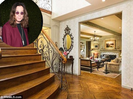 Akhirnya, Ozzy Osbourne Beli Rumah Mewah Lagi Rp 131 Miliar Akhirnya, Ozzy Osbourne Beli Rumah Mewah Lagi Rp 131 Miliar