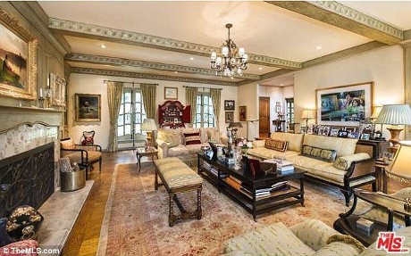 Akhirnya, Ozzy Osbourne Beli Rumah Mewah Lagi Rp 131 Miliar