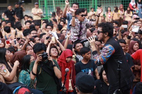 Heboh! Nidji Tutup School Hot Music Edisi Pertama