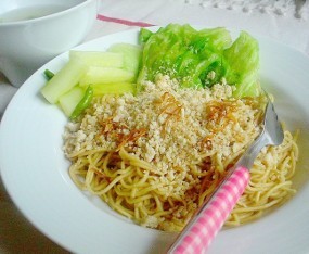 Enaknya Malam Ini Menyantap Cwie Mie Gurih Berkuah Hangat! Enaknya Malam Ini Menyantap Cwie Mie Gurih Berkuah Hangat!