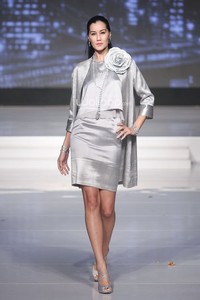 Chossy Latu Songket and the City. Cita Tenun Indonesia. Jakarta Fashion & Food Festival 2015 at Ballroom Harris Hotel. Kelapa Gading. Jakarta. [Foto: Mohammad Abduh/Wolipop]