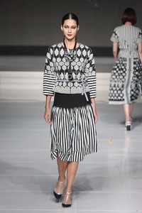 Ari Seputra Monochrometnic. Cita Tenun Indonesia. Jakarta Fashion & Food Festival 2015 at Ballroom Harris Hotel. Kelapa Gading. Jakarta. [Foto: Mohammad Abduh/Wolipop]