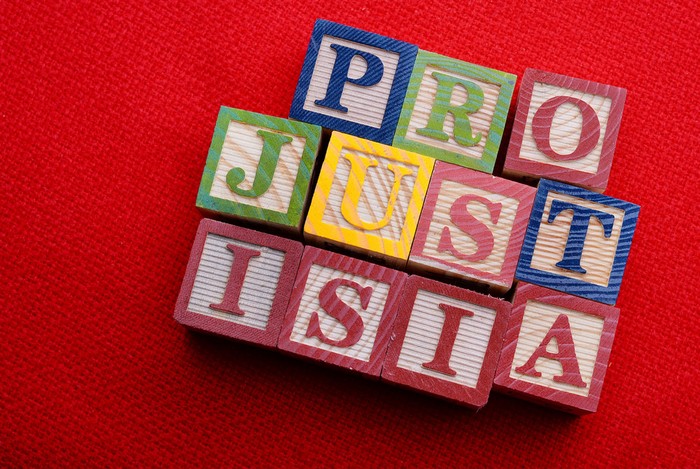 Korupsi Uang Korupsi Rp 1,7 Miliar, Staf Jaksa Terima Dibui 15 Tahun