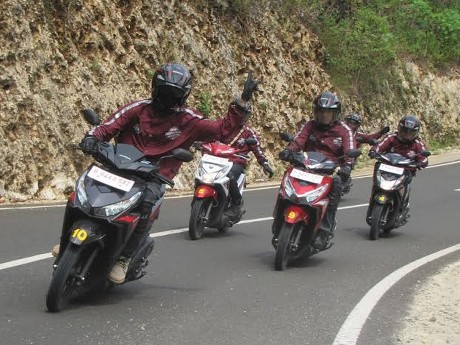 Smart Rider Menyeberang ke Bali
