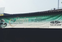 Spanduk Soto Bang Simin yang sudah mulai pudar inilah penanda soto asli buatan Bang Simin.
