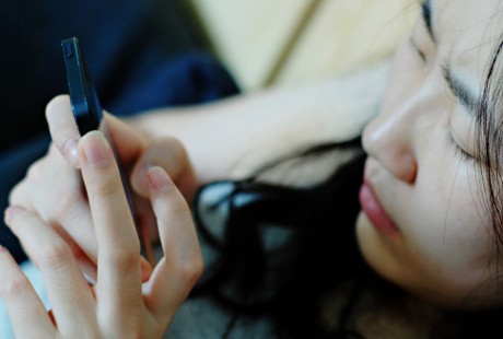 Studi: Orang yang Keranjingan Facebook Lebih Rentan Depresi