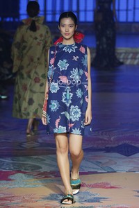 Didi Budiardjo Uri-Uri. Jakarta Fashion & Food Festival 2015 at Ballroom Harris Hotel. Kelapa Gading. Jakarta. [Foto: Mohammad Abduh/Wolipop]