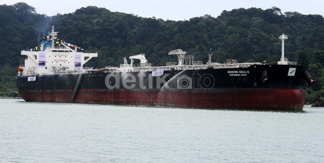 China Timbun Minyak di Kapal Tanker, Mumpung Harga Lagi Murah