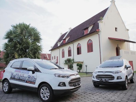 Ford Latih Pengendara Mobil Sampai ke Papua