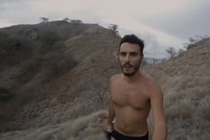 Traveler Ganteng Bikin Video Keren Tentang Indonesia