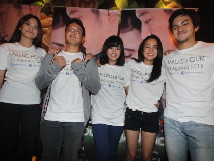 Anisa Rahma Jadi Barista di MAGIC HOUR